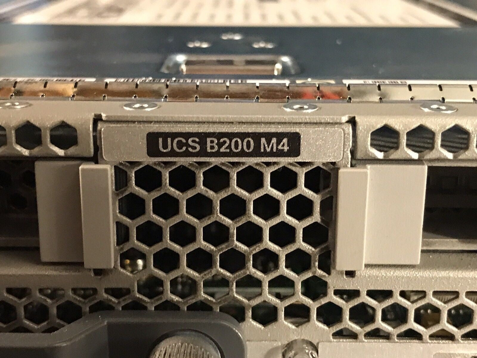 Cisco B200 M4 Two E5-2670V3 24 Core 16x 16=256GB Ram Blade Server 2x SFF VIC1240. - Image 6