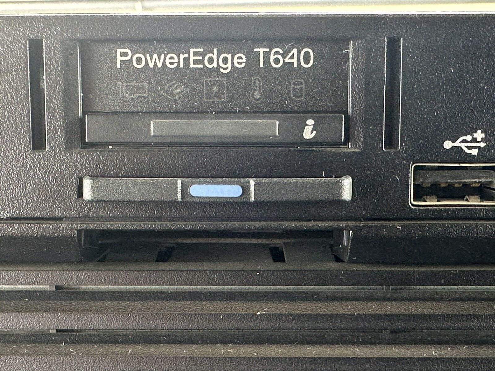 Dell T640 Tower Server 8x LFF Xeon 4112 32GB RAM PERC H740P 3.5 2x 750W PSU. - Image 4