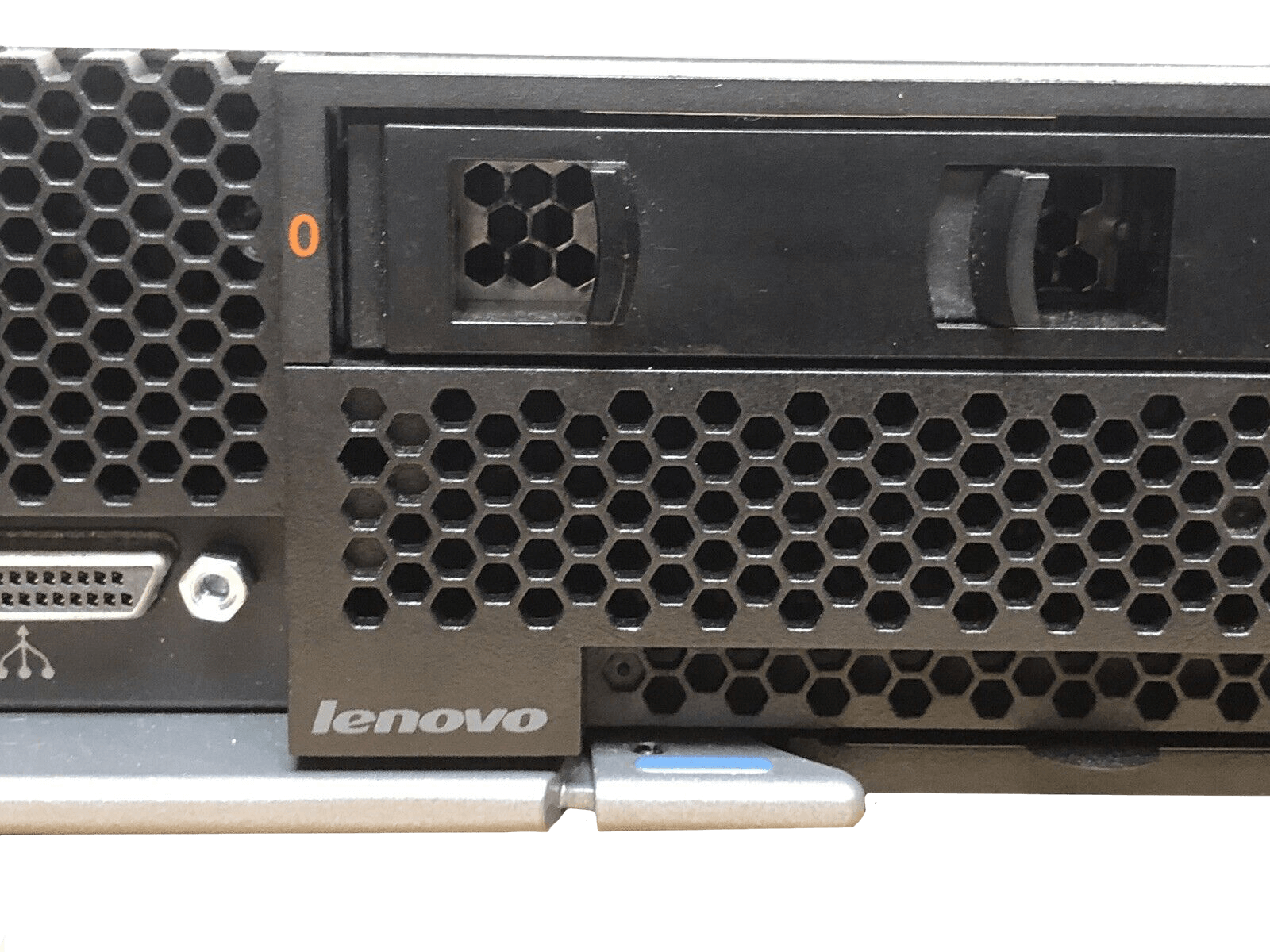 Lenovo FlexSystem x880 X6 Server Two E7-8867V3 2.5GHz 32 Core 256GB 2x SFF 7196-AC3. - Image 4