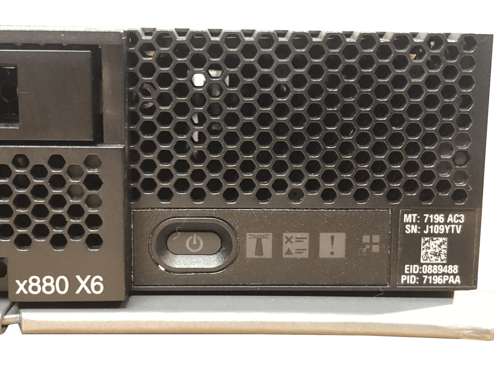 Lenovo FlexSystem x880 X6 Server Two E7-8867V3 2.5GHz 32 Core 256GB 2x SFF 7196-AC3. - Image 3